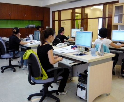 辦公室擺件送什么好